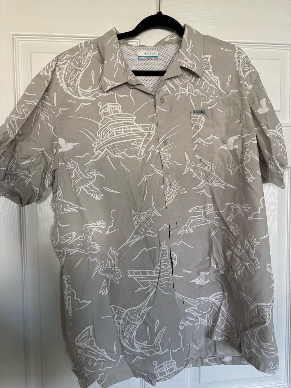 Columbia Taupe and White Short Sleeve Fishing Print Shirt